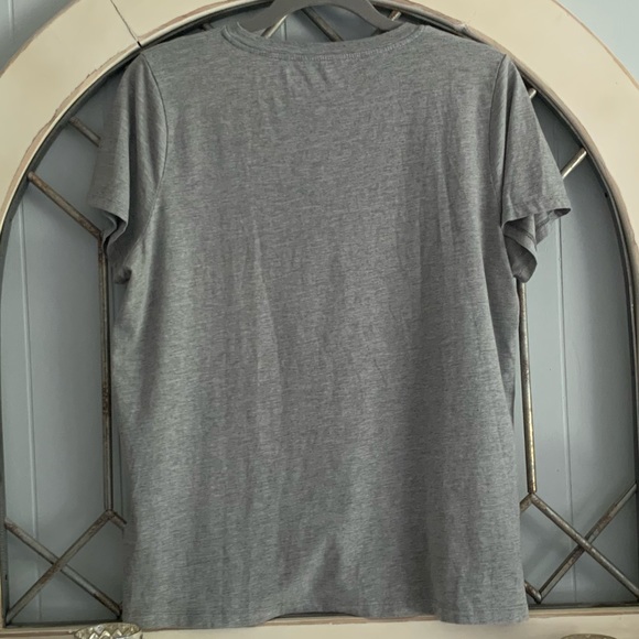 Set of 2 J Crew Cotton V-Neck T-Shirts, Large - Picture 5 of 11